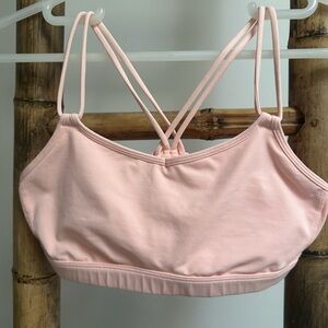 LULULEMON light pink sport bra size 4 new without tag